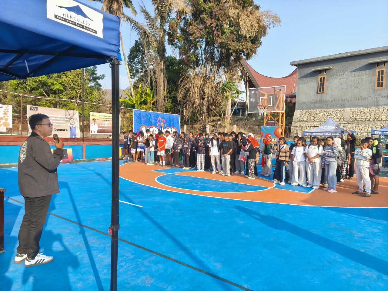 Bawaslu Tana Toraja Dorong Pengawasan Partisipatif di Kompetisi Basket Antarpelajar