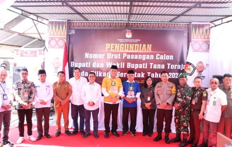 pengundian nomor urut paslon