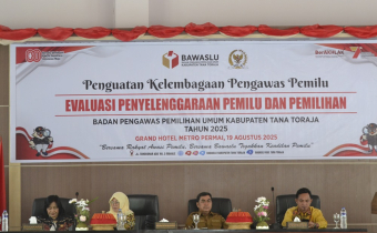 Bupati Tana Toraja, TA Komisi II DPR RI, Ketua Bawaslu Provinsi dan Ketua Bawaslu Tana Toraja